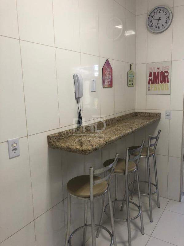 Apartamento à venda com 2 quartos, 68m² - Foto 6