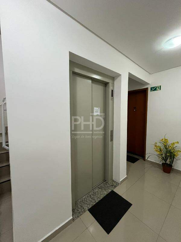 Apartamento à venda com 2 quartos, 70m² - Foto 20