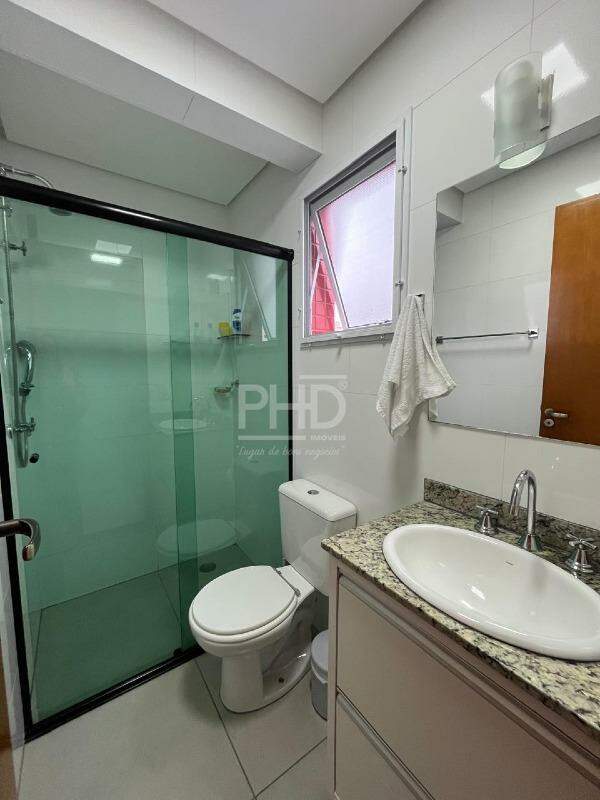 Apartamento à venda com 2 quartos, 70m² - Foto 16