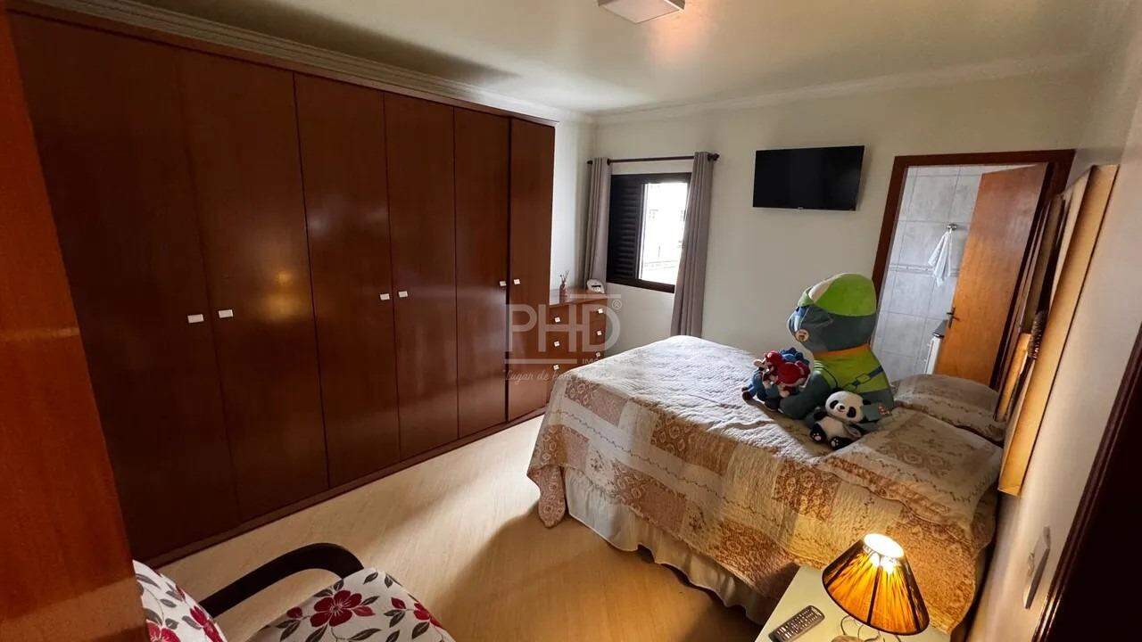 Sobrado à venda com 3 quartos, 366m² - Foto 12