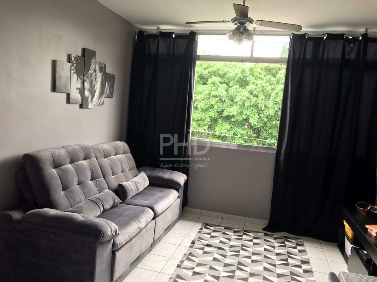 Apartamento à venda com 3 quartos, 72m² - Foto 1