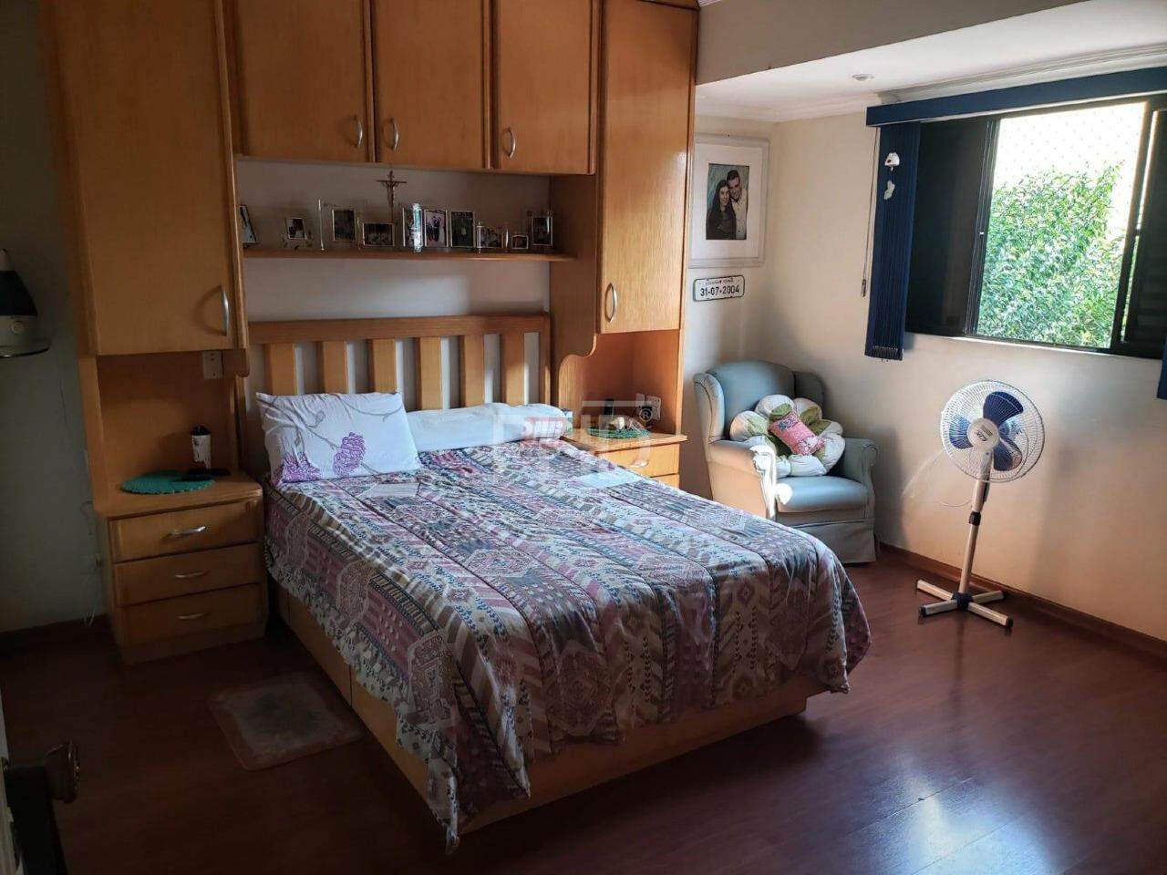 Apartamento à venda com 3 quartos, 105m² - Foto 9