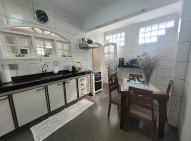 Sobrado à venda com 4 quartos, 187m² - Foto 5