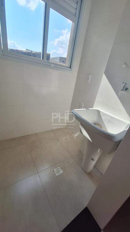 Apartamento para alugar com 2 quartos, 55m² - Foto 16