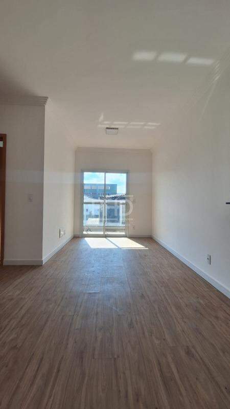 Apartamento para alugar com 2 quartos, 55m² - Foto 1