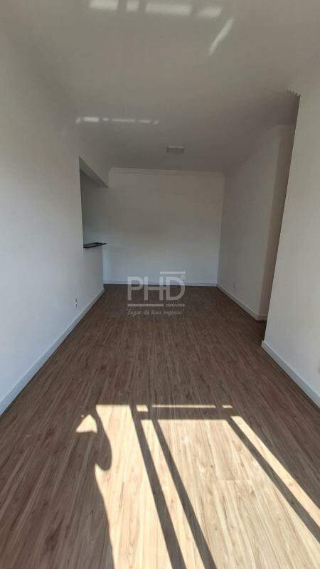 Apartamento para alugar com 2 quartos, 55m² - Foto 2