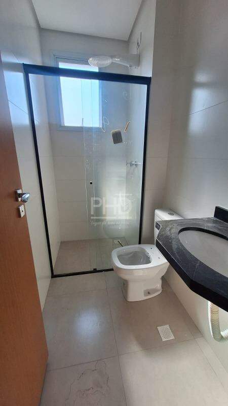 Apartamento para alugar com 2 quartos, 55m² - Foto 14