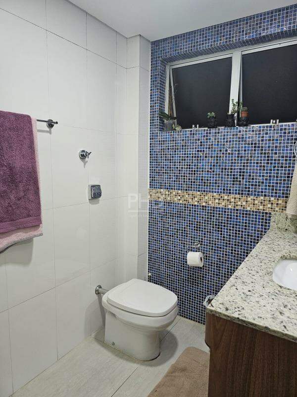 Apartamento à venda com 2 quartos, 70m² - Foto 14