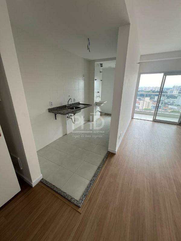 Apartamento à venda com 2 quartos, 63m² - Foto 3