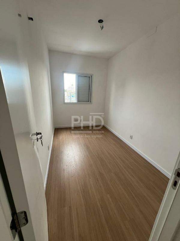 Apartamento à venda com 2 quartos, 58m² - Foto 11