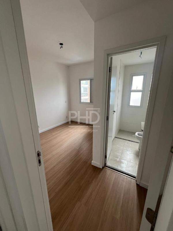 Apartamento à venda com 2 quartos, 63m² - Foto 8