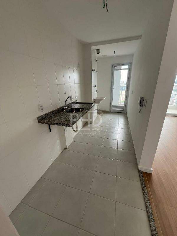 Apartamento à venda com 2 quartos, 63m² - Foto 5