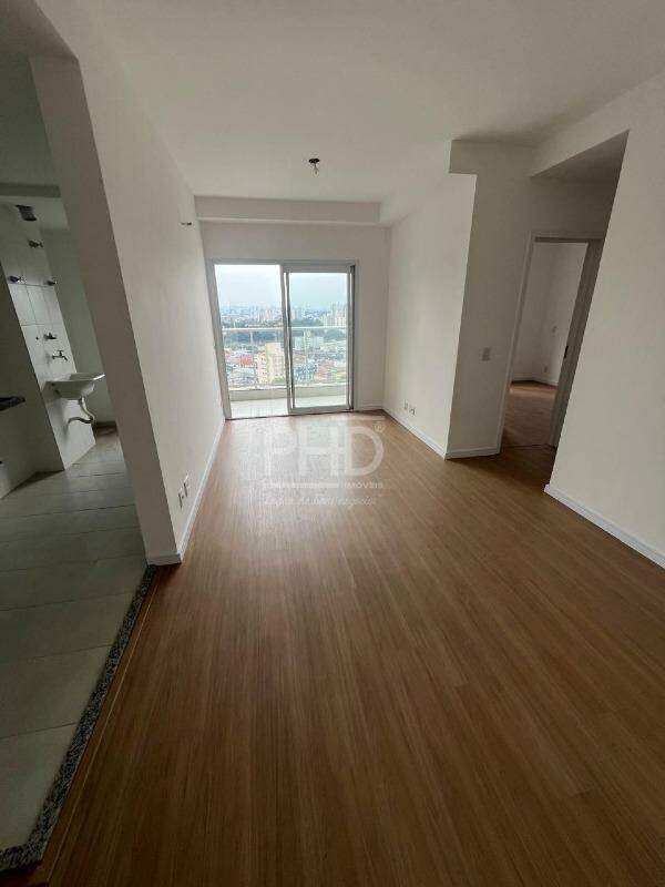 Apartamento à venda com 2 quartos, 63m² - Foto 2