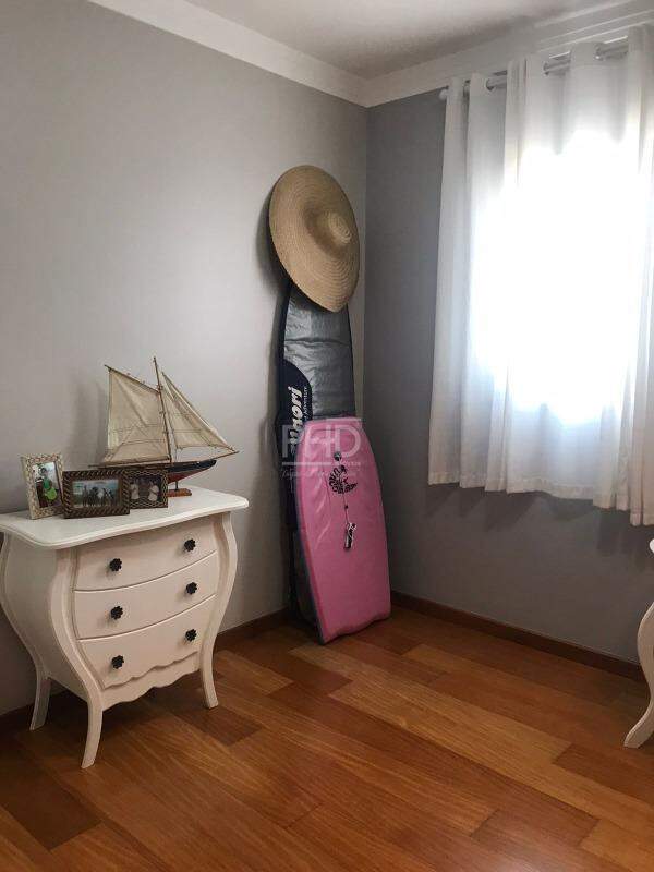 Apartamento à venda com 3 quartos, 97m² - Foto 15