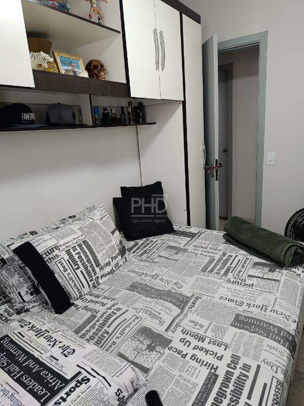 Apartamento para alugar com 3 quartos, 80m² - Foto 11