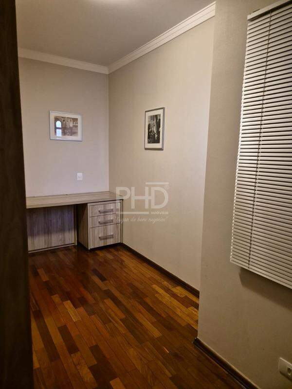 Sobrado à venda com 3 quartos, 300m² - Foto 10