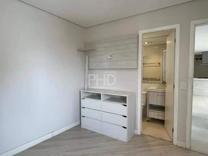 Apartamento para alugar com 2 quartos, 84m² - Foto 17