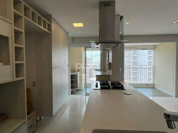 Apartamento para alugar com 2 quartos, 84m² - Foto 10