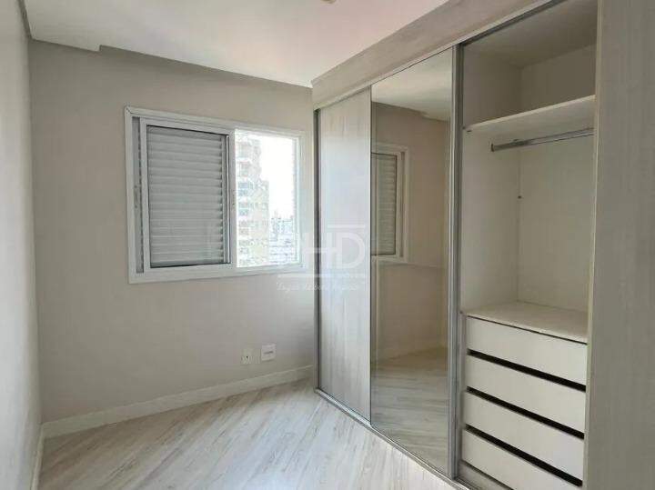 Apartamento para alugar com 2 quartos, 84m² - Foto 19