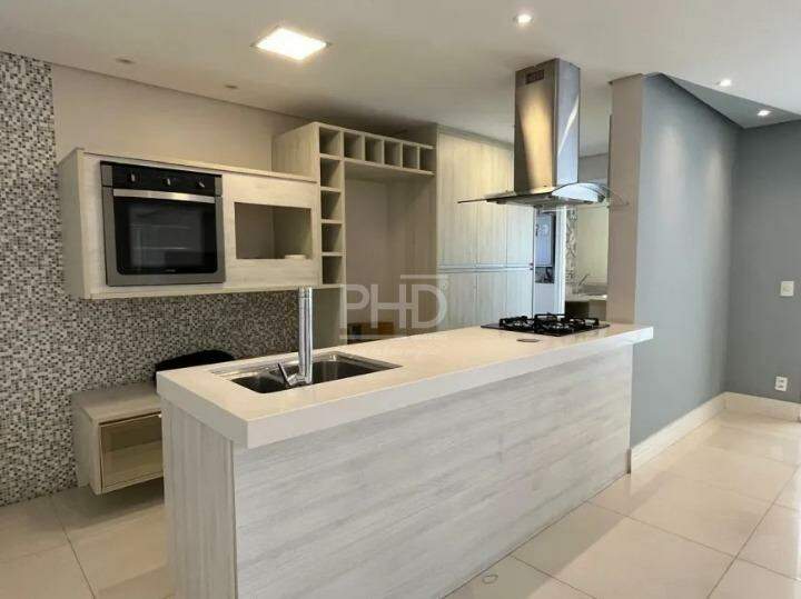 Apartamento para alugar com 2 quartos, 84m² - Foto 12