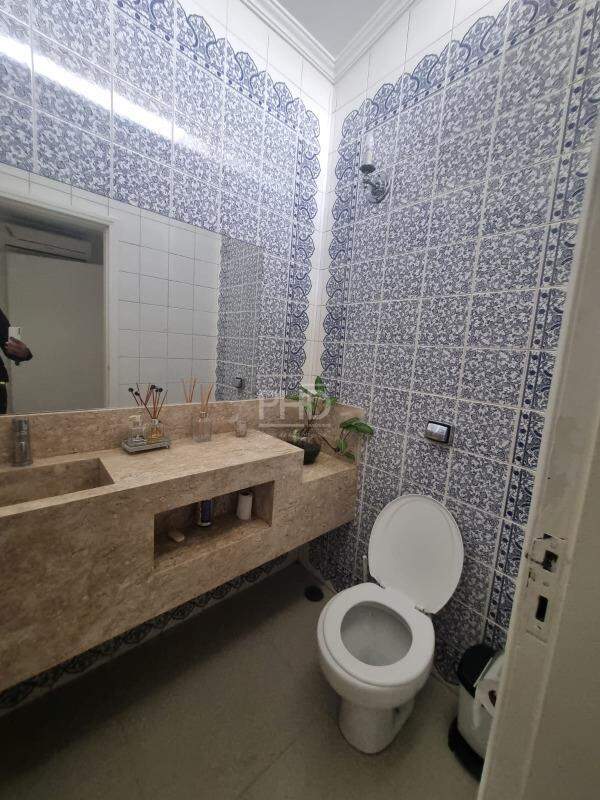 Sobrado para alugar com 3 quartos, 520m² - Foto 11