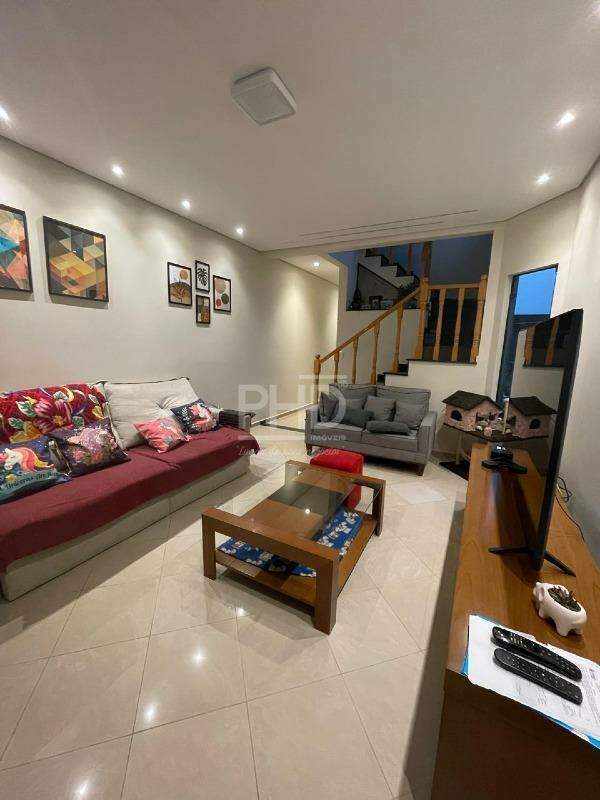 Sobrado à venda com 4 quartos, 192m² - Foto 1