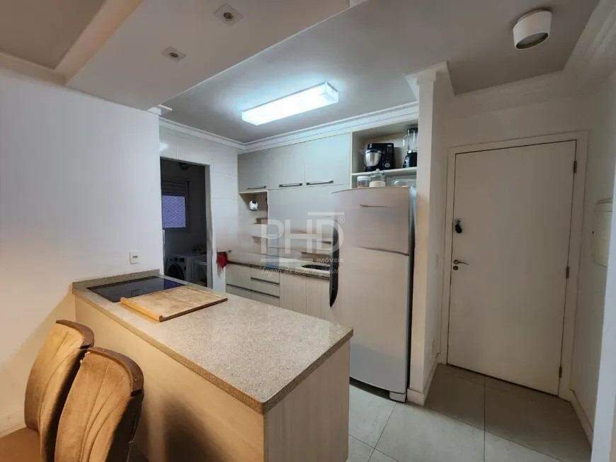 Apartamento à venda com 3 quartos, 70m² - Foto 3