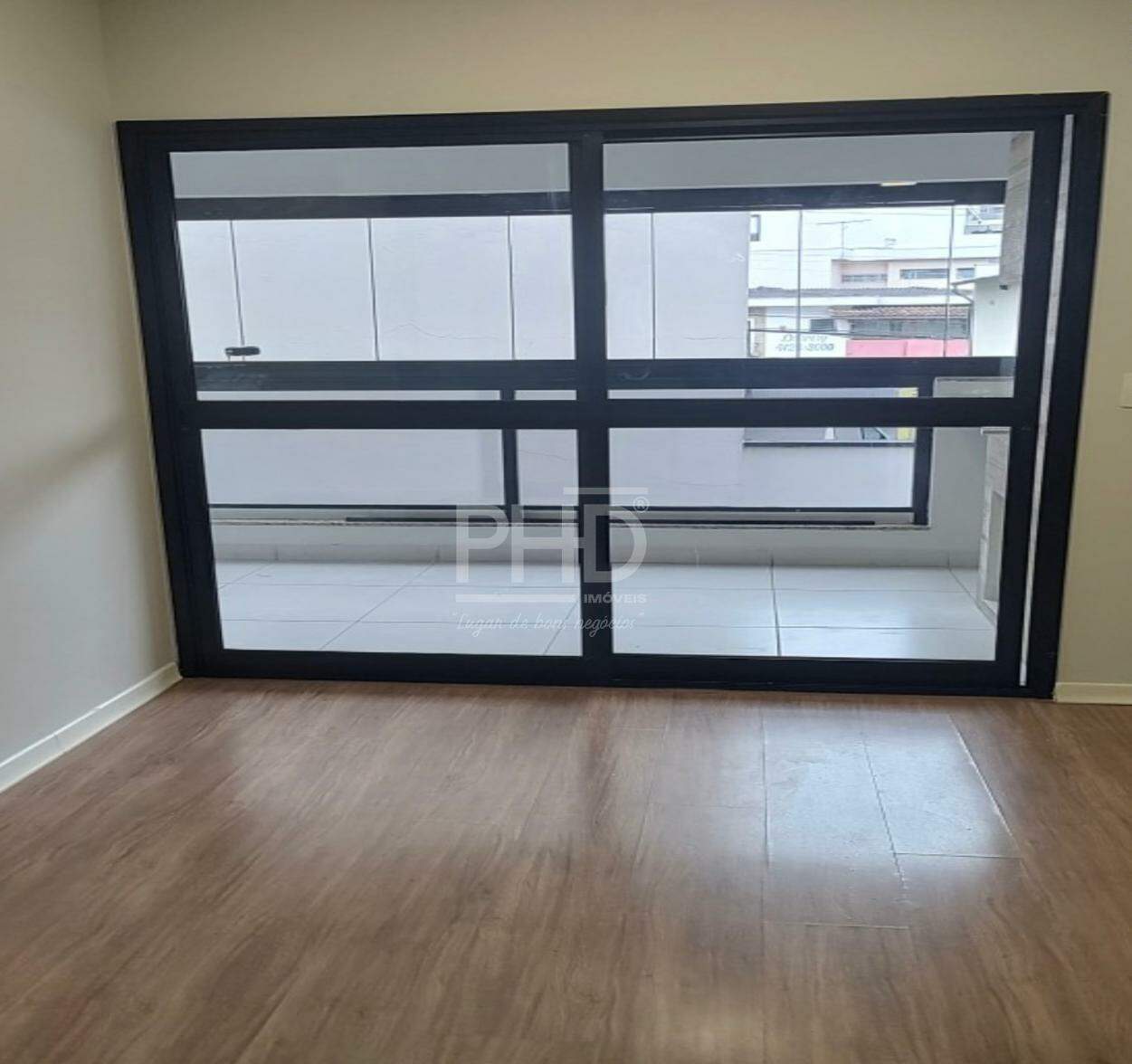 Apartamento para alugar com 3 quartos, 70m² - Foto 1