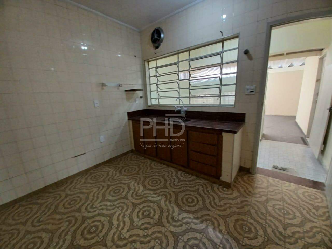 Casa para alugar com 2 quartos, 80m² - Foto 5