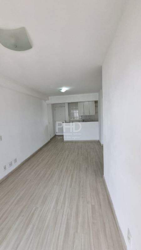 Apartamento à venda com 2 quartos, 58m² - Foto 3