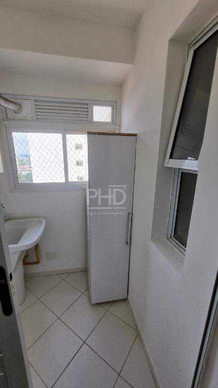 Apartamento à venda com 2 quartos, 58m² - Foto 18