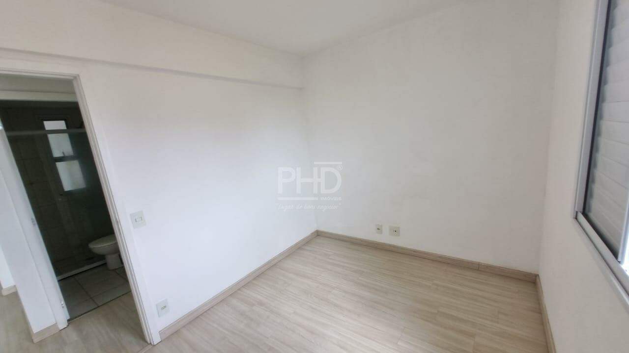 Apartamento à venda com 2 quartos, 58m² - Foto 13