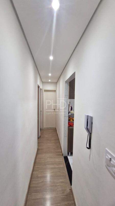 Apartamento à venda com 2 quartos, 55m² - Foto 17