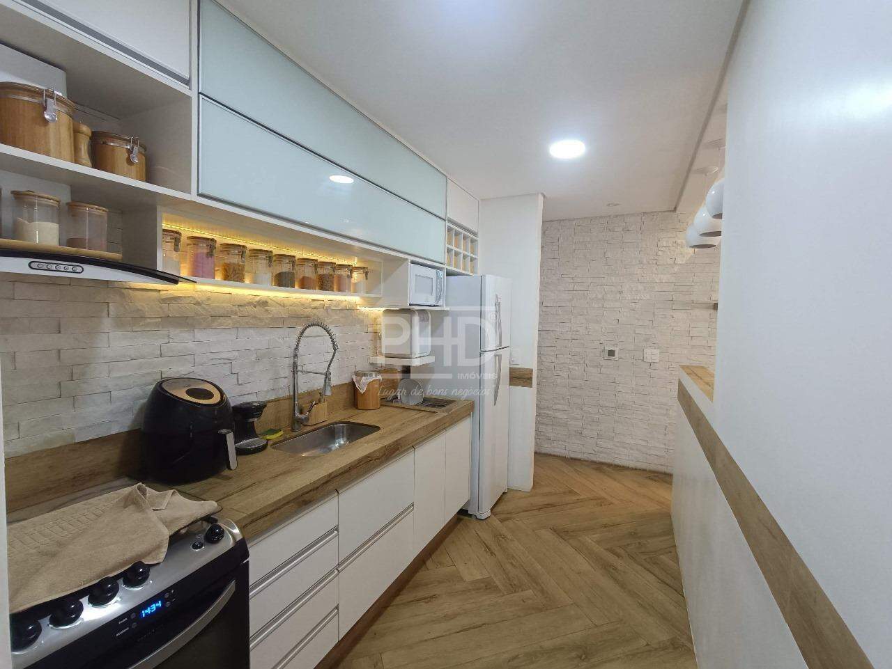 Sobrado à venda com 2 quartos, 250m² - Foto 16