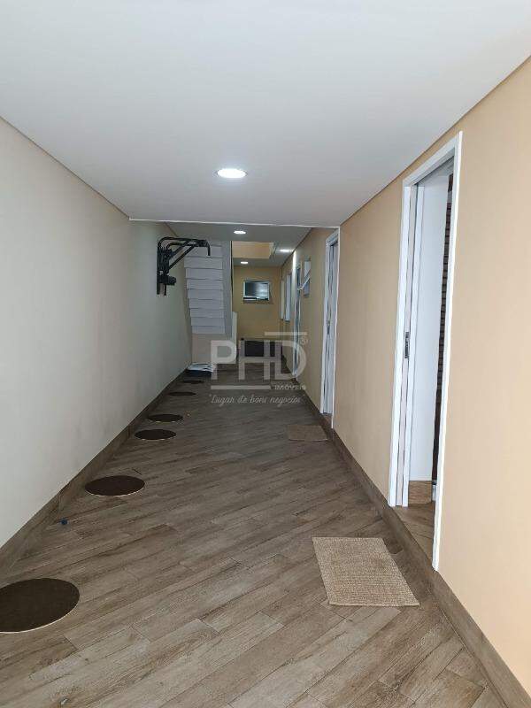 Sobrado à venda com 2 quartos, 250m² - Foto 32