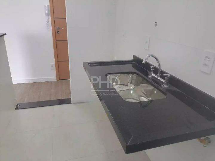 Apartamento para alugar com 2 quartos, 55m² - Foto 7