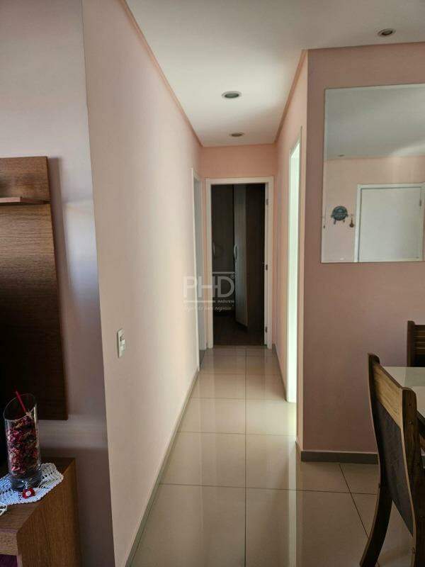 Apartamento à venda com 2 quartos, 55m² - Foto 13