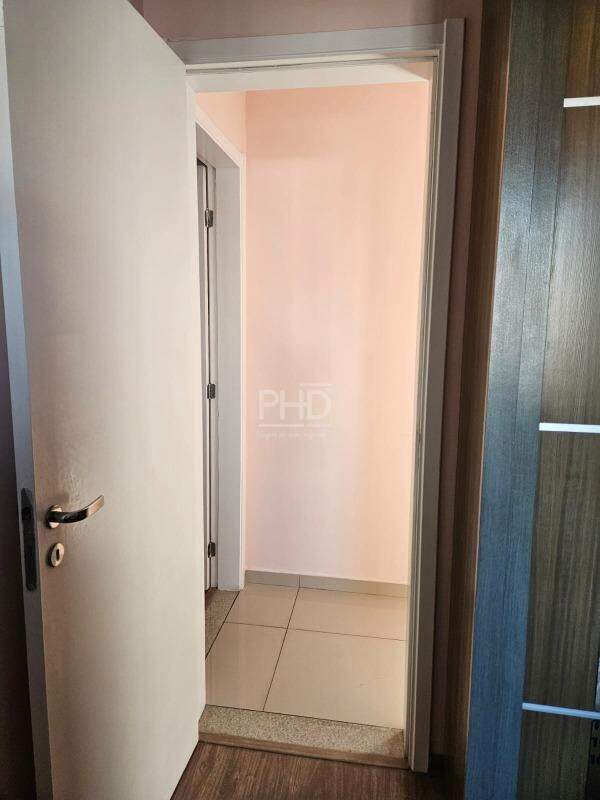 Apartamento à venda com 2 quartos, 55m² - Foto 17