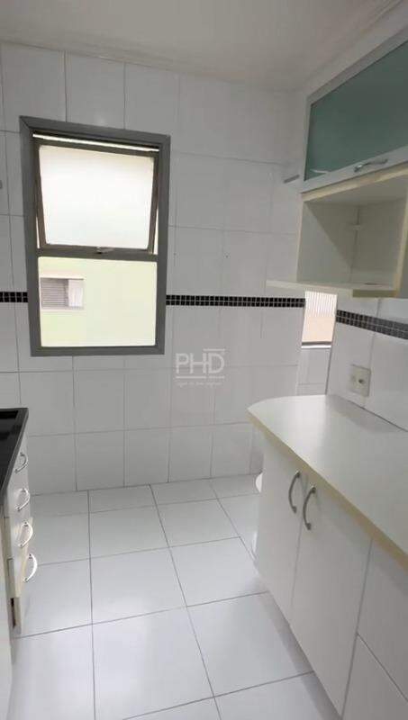 Apartamento para alugar com 2 quartos, 86m² - Foto 5