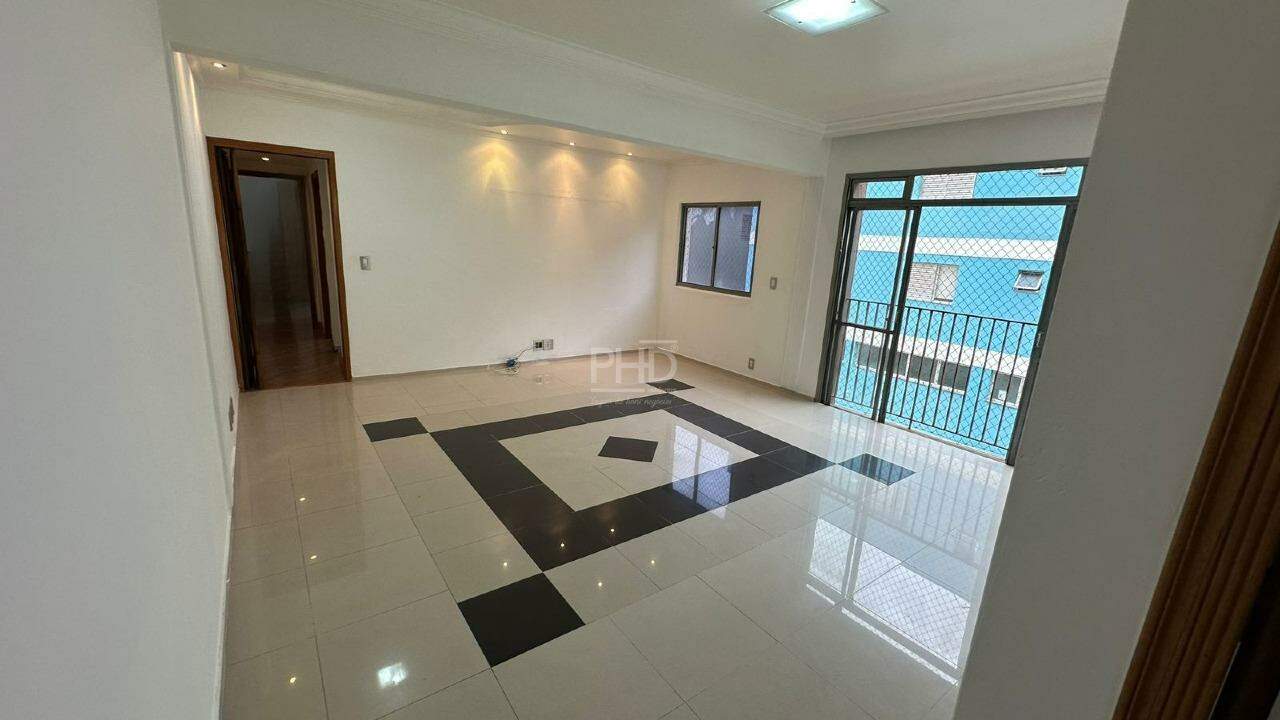 Apartamento para alugar com 2 quartos, 86m² - Foto 4