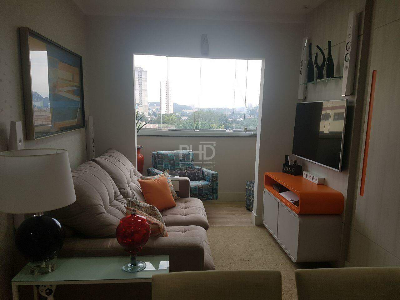 Apartamento à venda com 2 quartos, 60m² - Foto 2