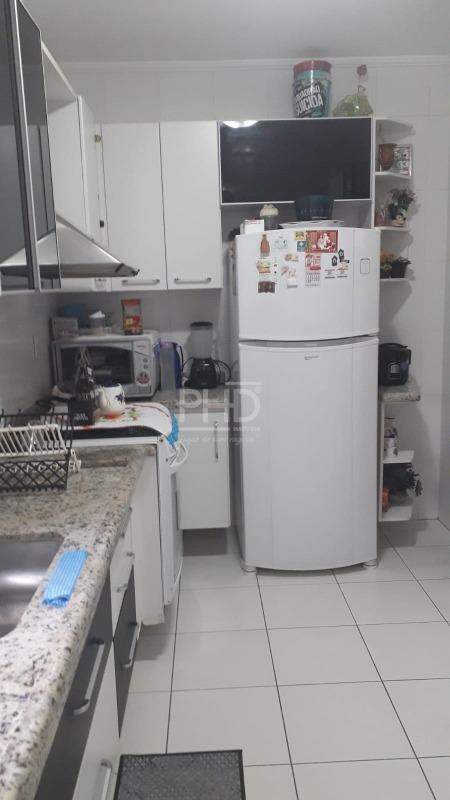 Apartamento à venda com 3 quartos, 91m² - Foto 8