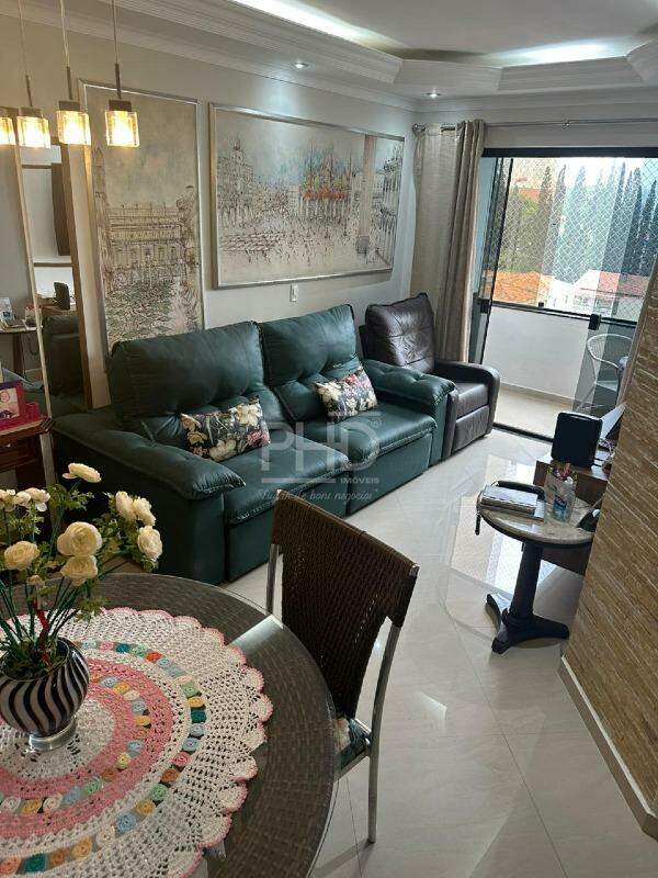 Apartamento à venda com 2 quartos, 70m² - Foto 1