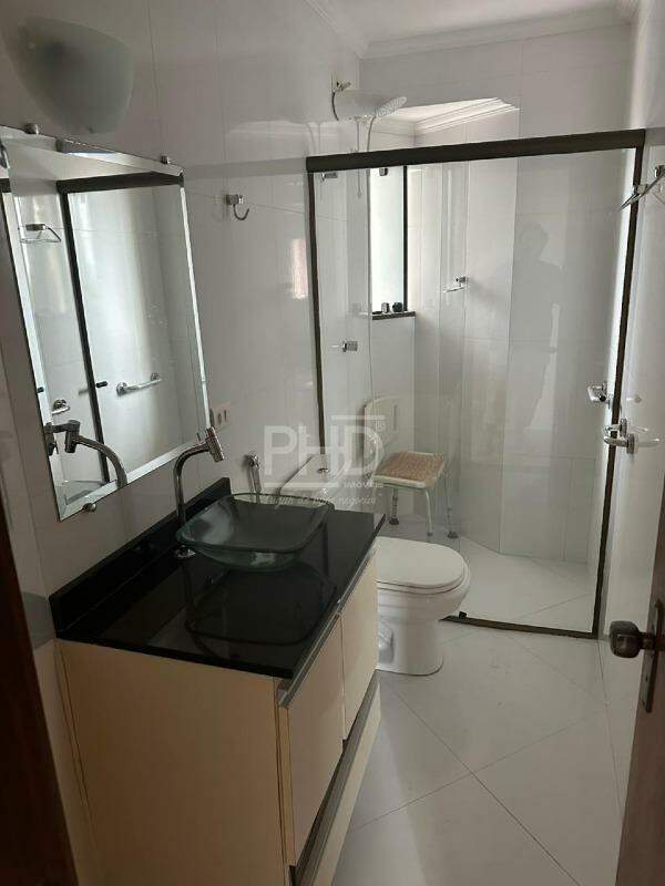 Apartamento à venda com 2 quartos, 70m² - Foto 16