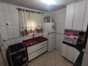 Apartamento à venda com 2 quartos, 58m² - Foto 3