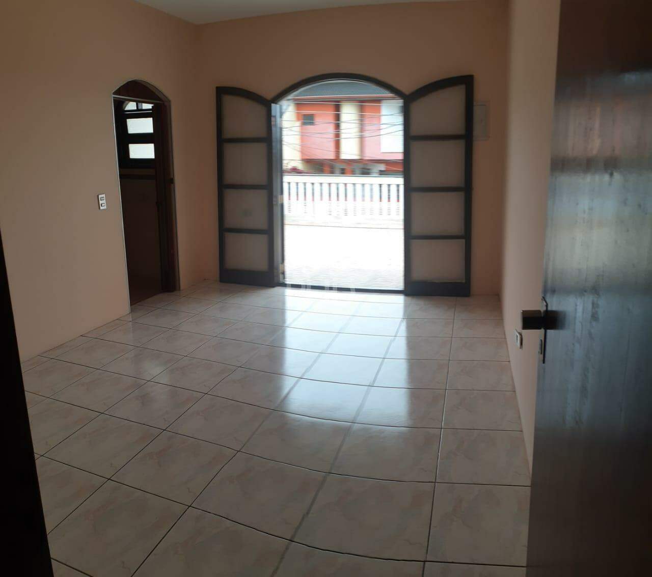 Sobrado para alugar com 3 quartos, 171m² - Foto 1