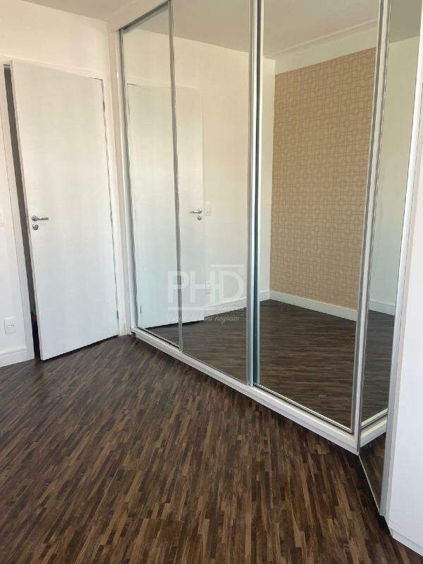 Apartamento à venda com 3 quartos, 87m² - Foto 22