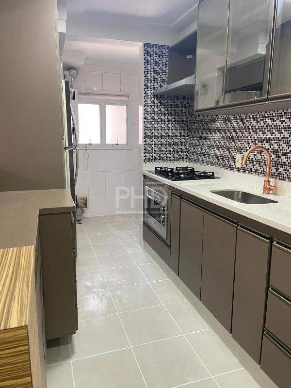 Apartamento à venda com 3 quartos, 87m² - Foto 13