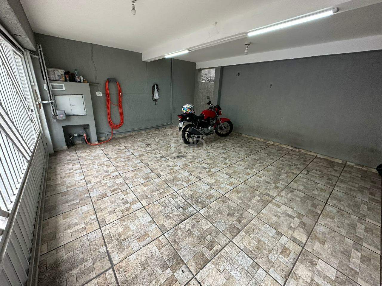 Casa à venda com 3 quartos, 180m² - Foto 21