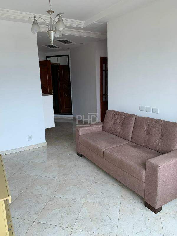 Apartamento à venda com 3 quartos, 72m² - Foto 2